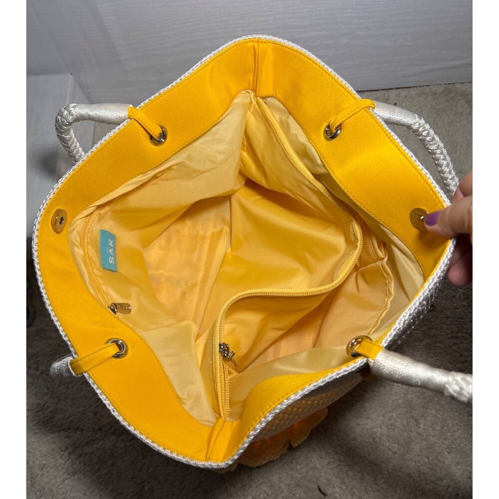 The Sak Tote Bag Purse Daffodil Crochet White & Yellow Rope Handles Beach NEW - Picture 8 of 16